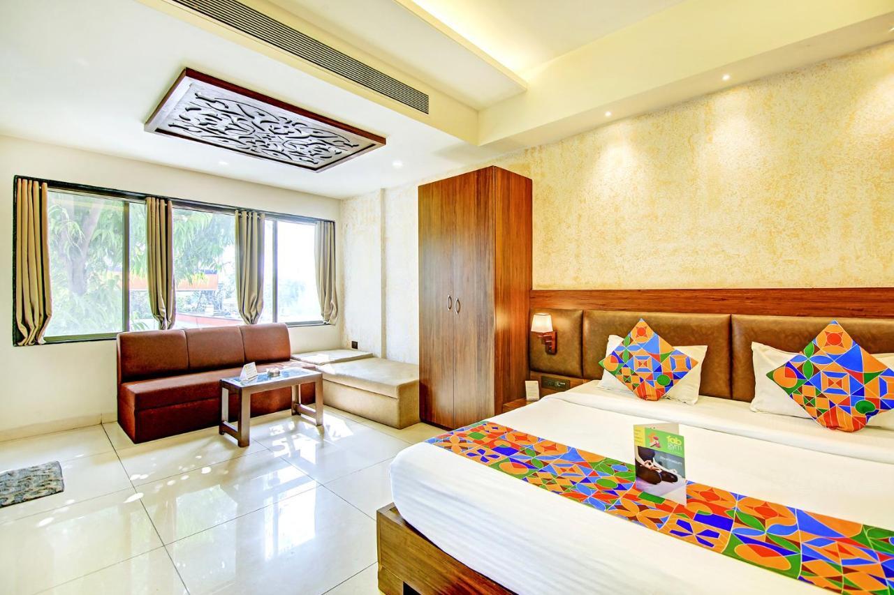 Fabhotel La Pearl Бопал Екстериор снимка