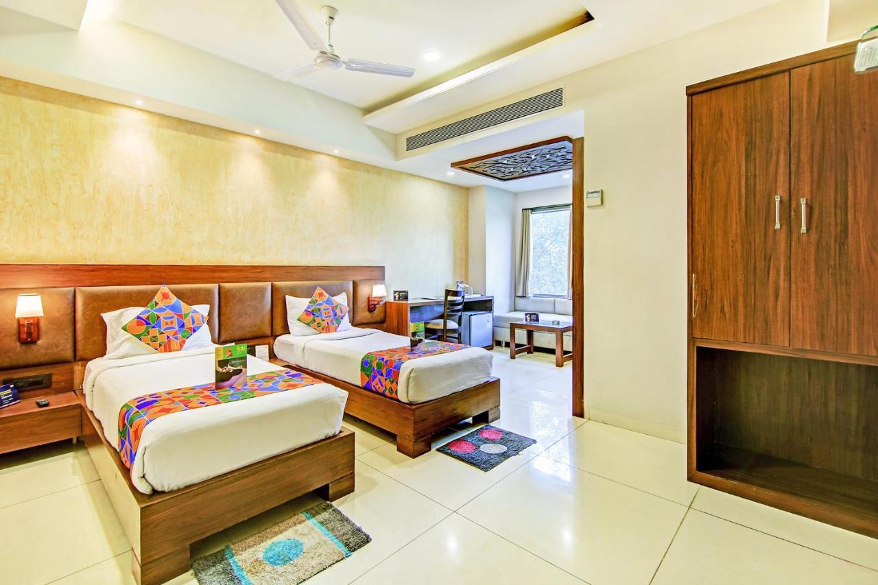 Fabhotel La Pearl Бопал Екстериор снимка